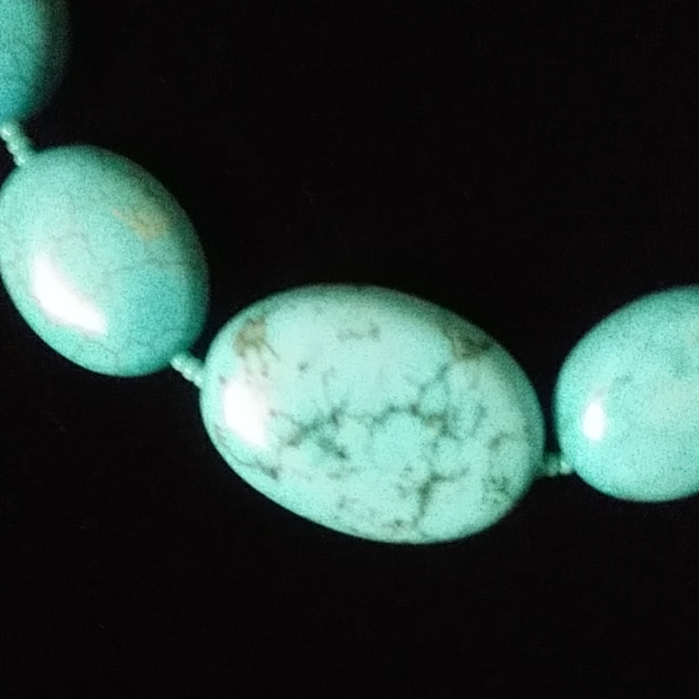 Turquoise COMPOSIT Necklace - Picture 2 of 5